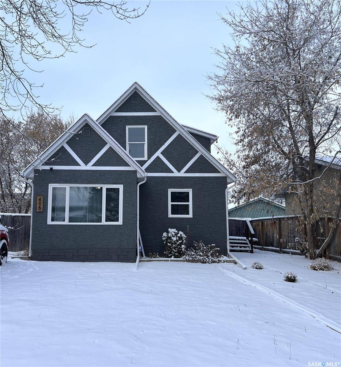 Meadow Lake, SK S9X 1C8,415 3rd STREET W