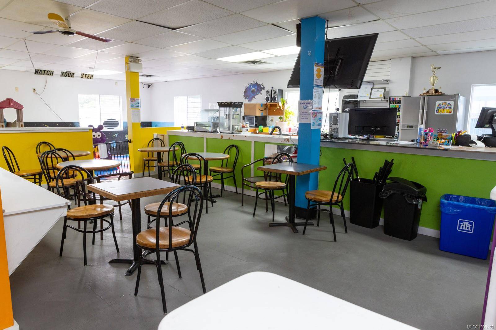 Prince Rupert, BC V8J 1H7,906 2nd Ave W #1-4