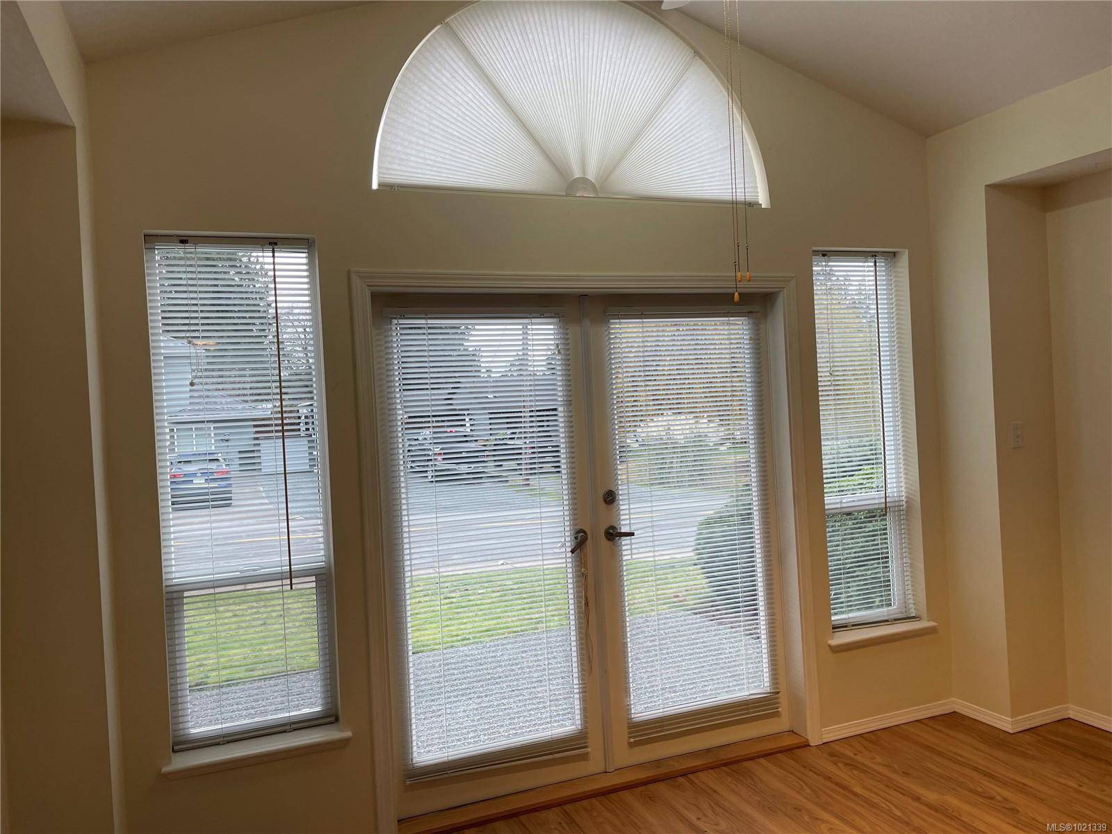 Parksville, BC V9P 2N5,264 McVickers St #407