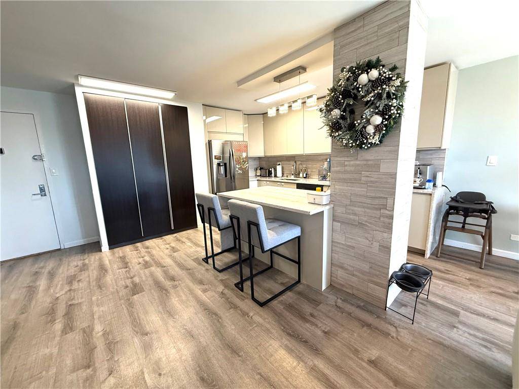 Brooklyn, NY 11224,501 Surf AVE #23M