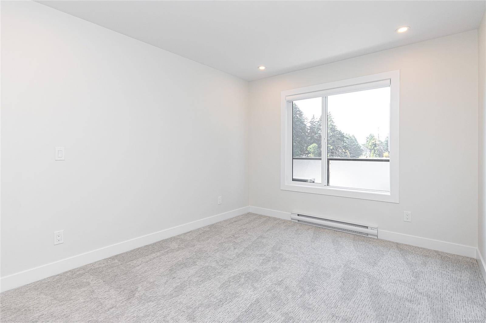 Langford, BC V9B 2N7,924 Jenkins Ave #505