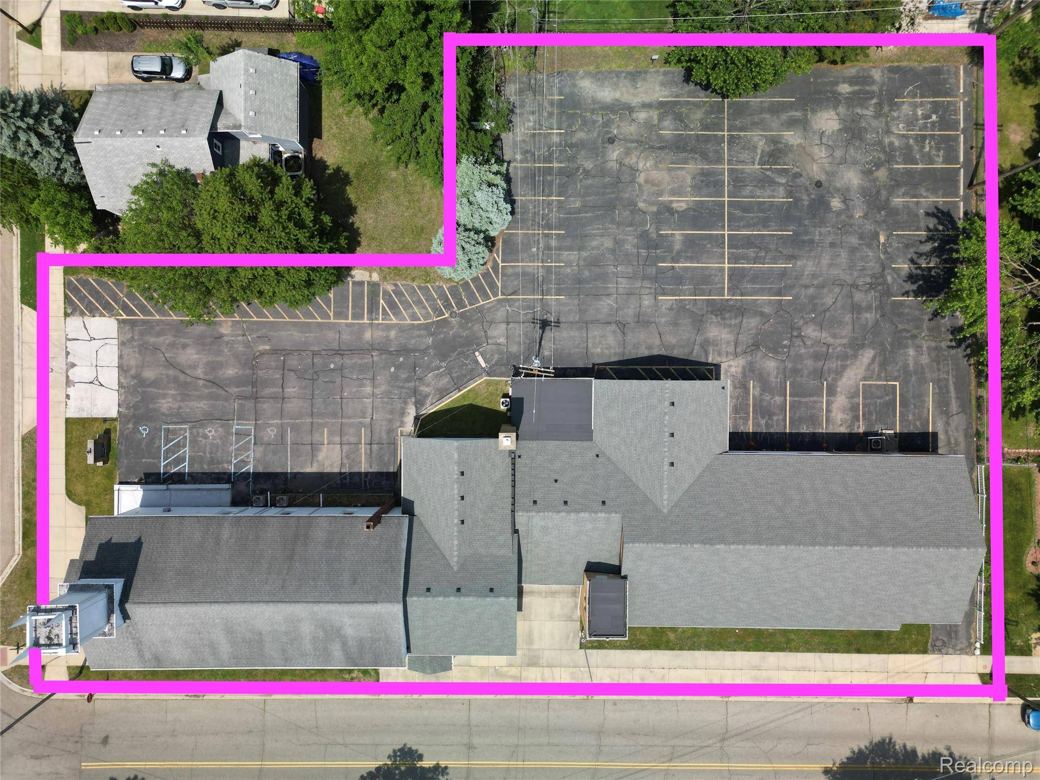 45504 CASS AVE, Utica, MI 48317