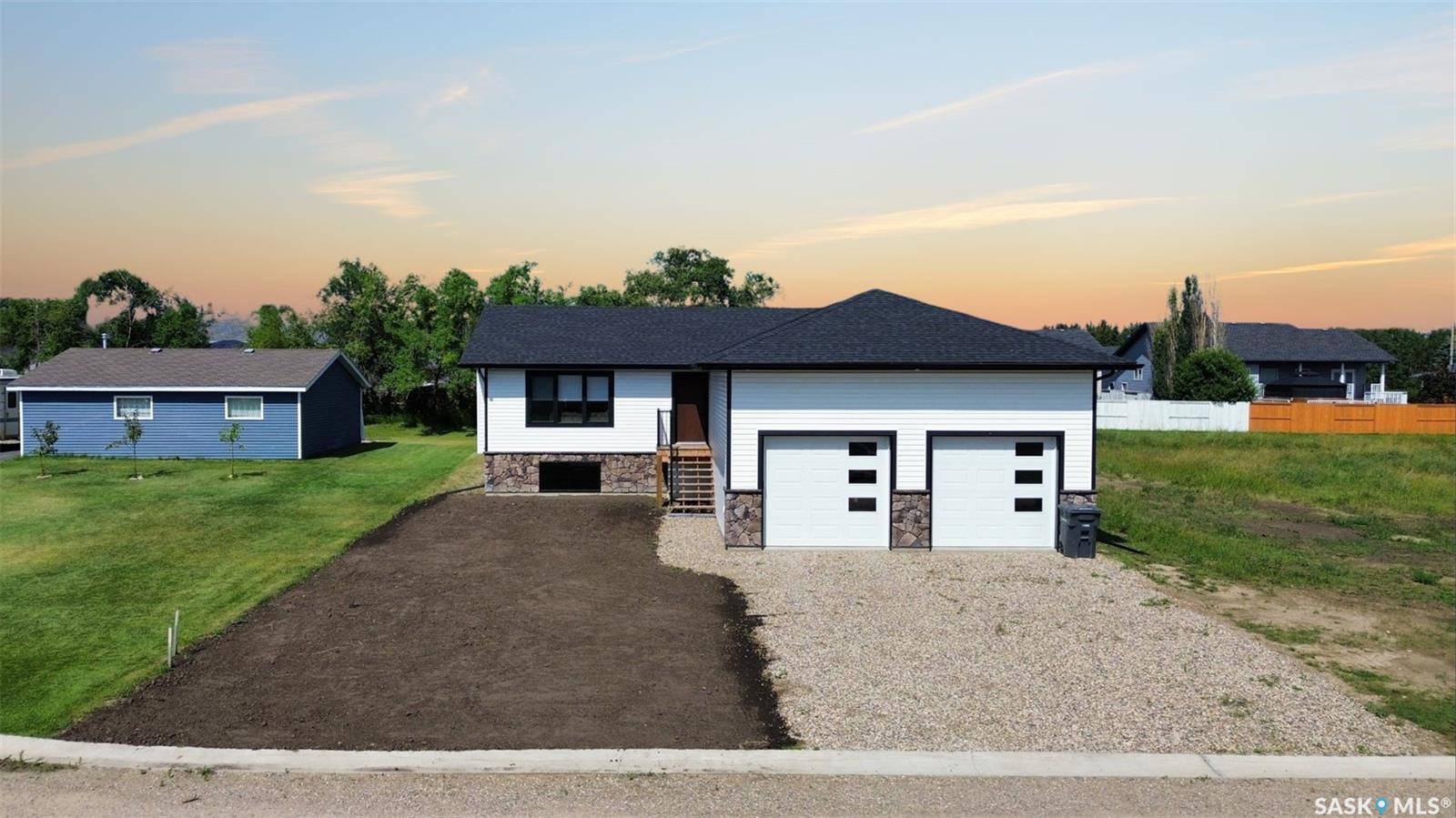 Waldheim, SK S0K 4R0,209 Willow CRESCENT