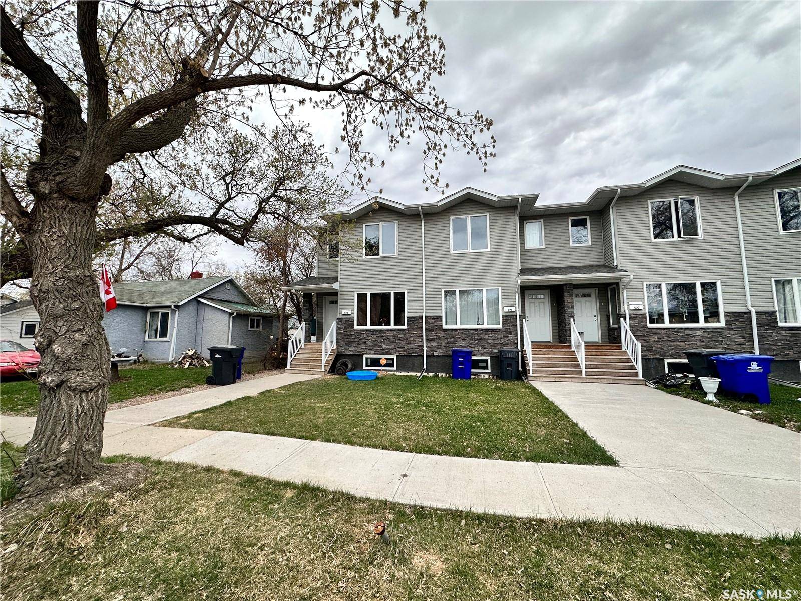 Weyburn, SK S4H 1R7,527 Alexandra STREET