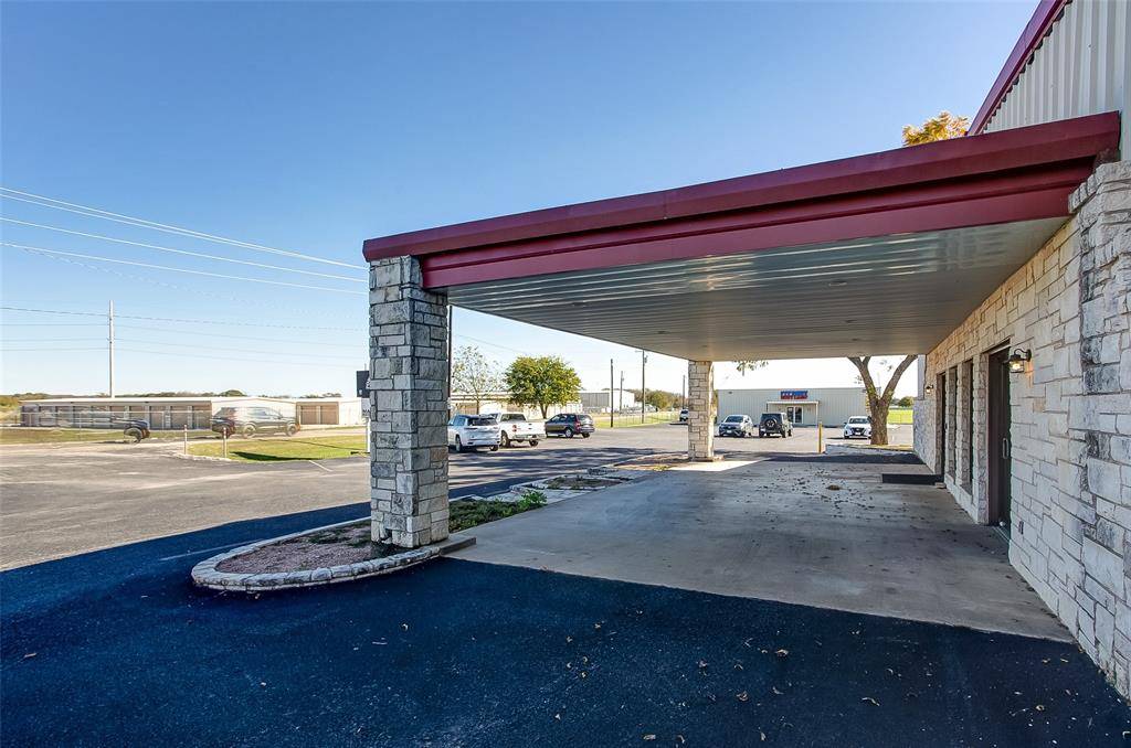 Granbury, TX 76049,2420 Bob White Drive