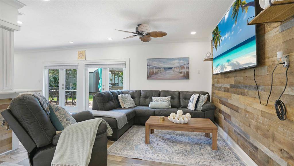 Oakland Park, FL 33309,1736 NW 39th St