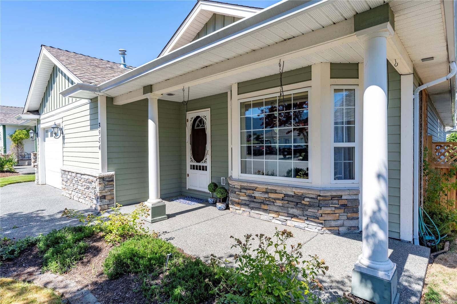 Nanaimo, BC V9T 6B9,3954 Magnolia Dr