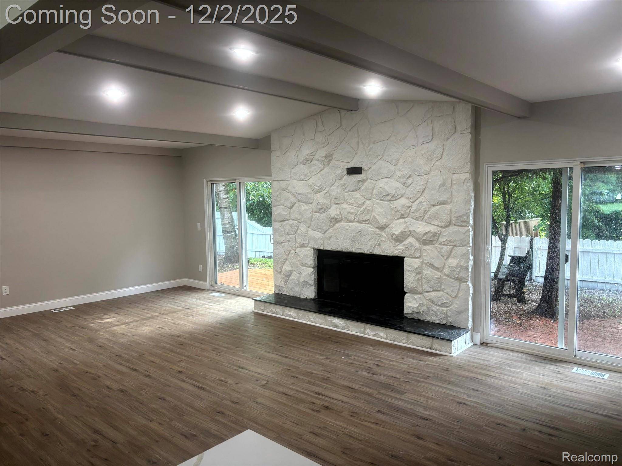 Farmington Hills, MI 48334,29621 Fernhill DR