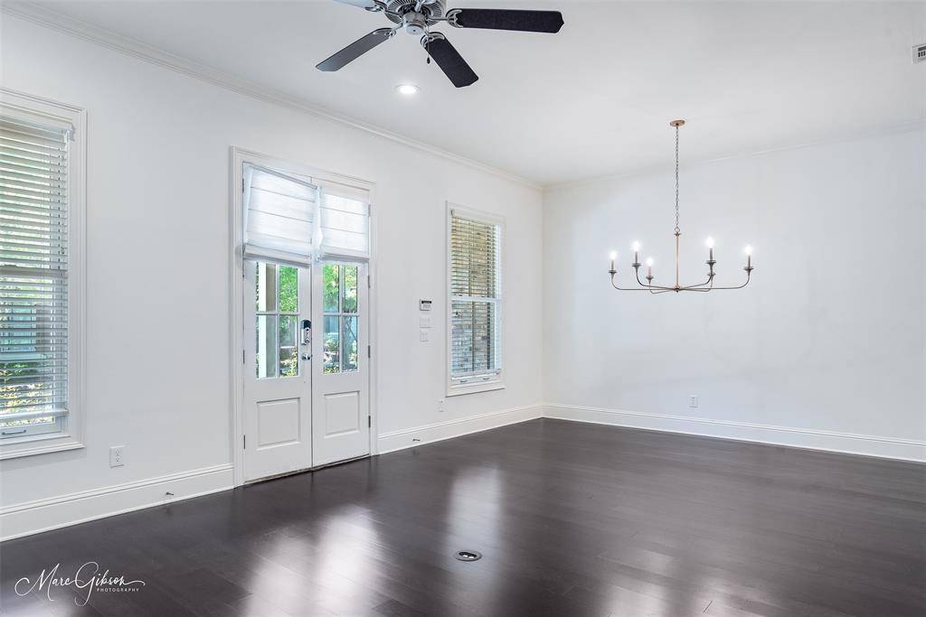 Shreveport, LA 71106,1926 Woodberry Avenue