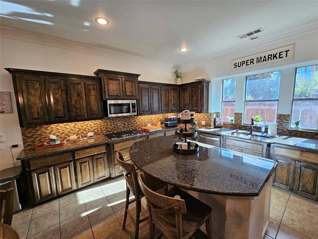 Sunnyvale, TX 75182,294 Duxbury Court