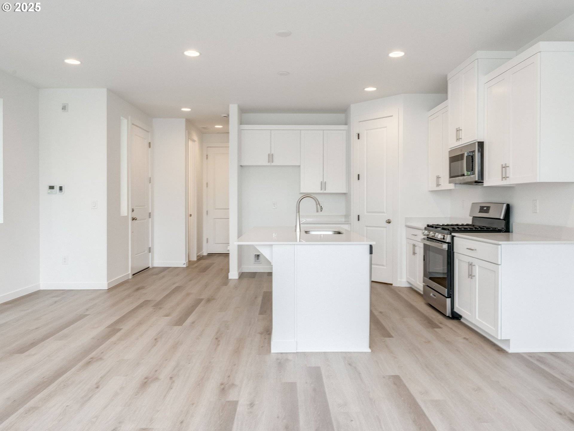 Ridgefield, WA 98642,912 NW 178TH WAY