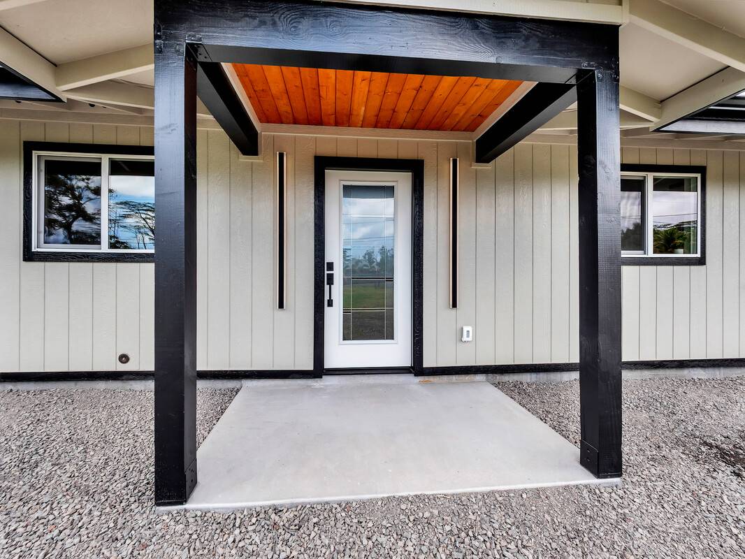 Keaau, HI 96749,15-1698 18TH AVE