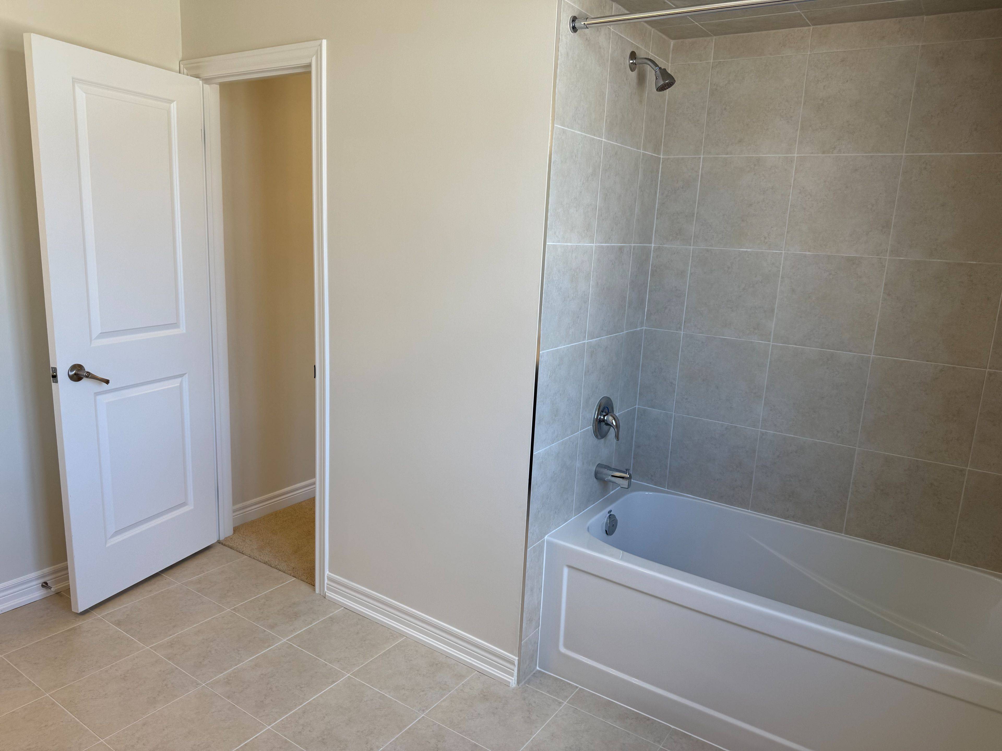 Gravenhurst, ON P1P 0H8,135 McEachern LN