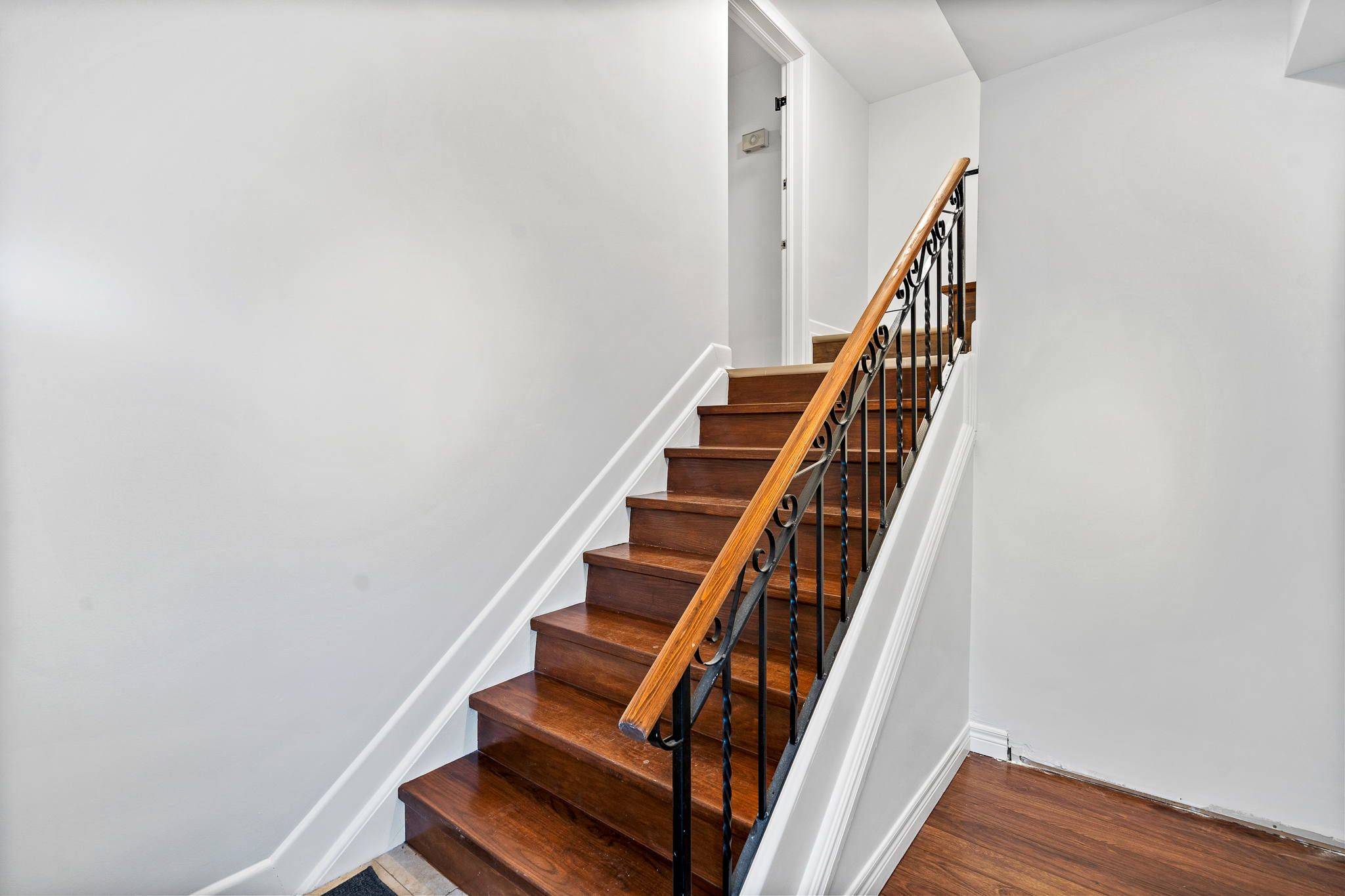 St. Catharines, ON L2M 4X1,462 B Carlton ST #B