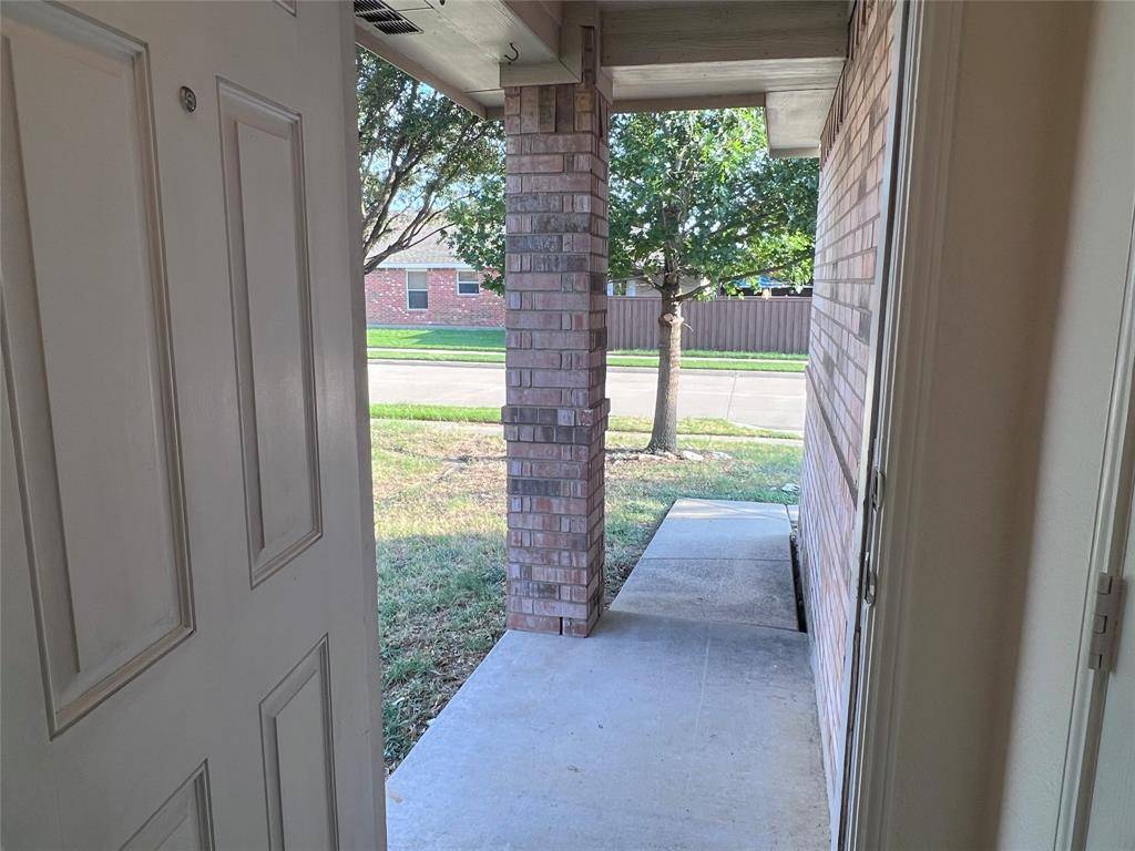 Fort Worth, TX 76244,8911 Valley River Drive