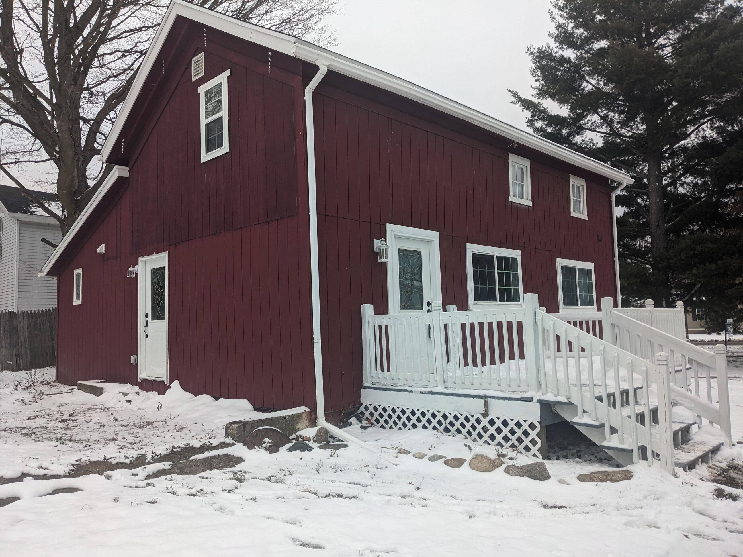 Kent City, MI 49330,227 S Main ST NW