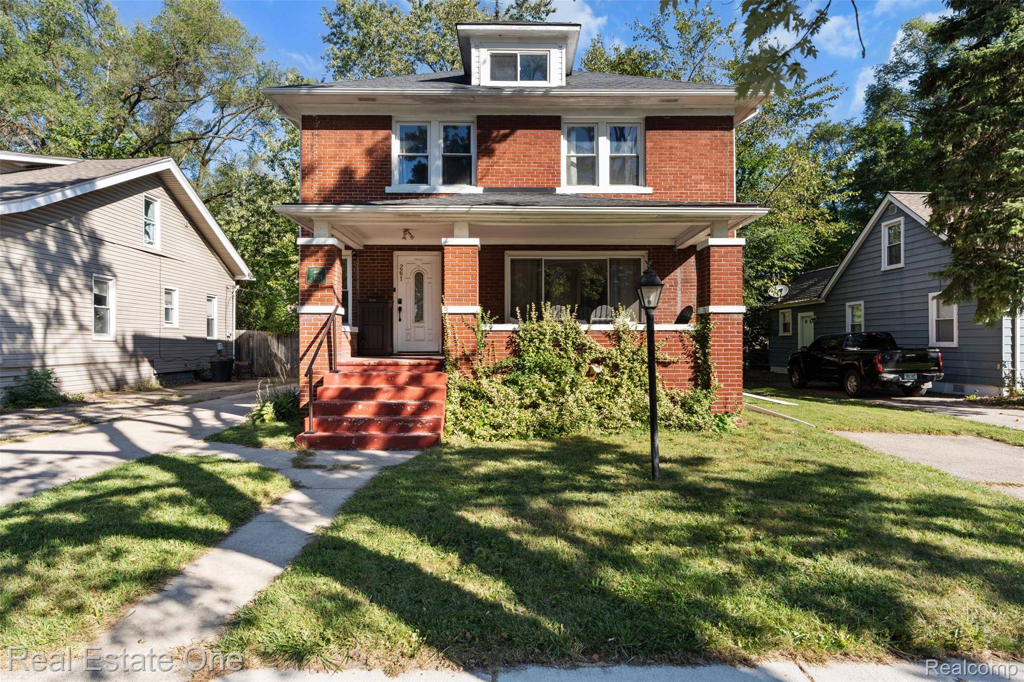 Ferndale, MI 48220,261 E Webster ST