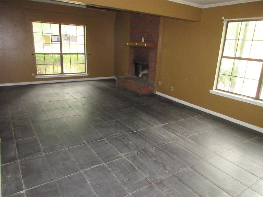 Shreveport, LA 71119,4231 Scenic Drive