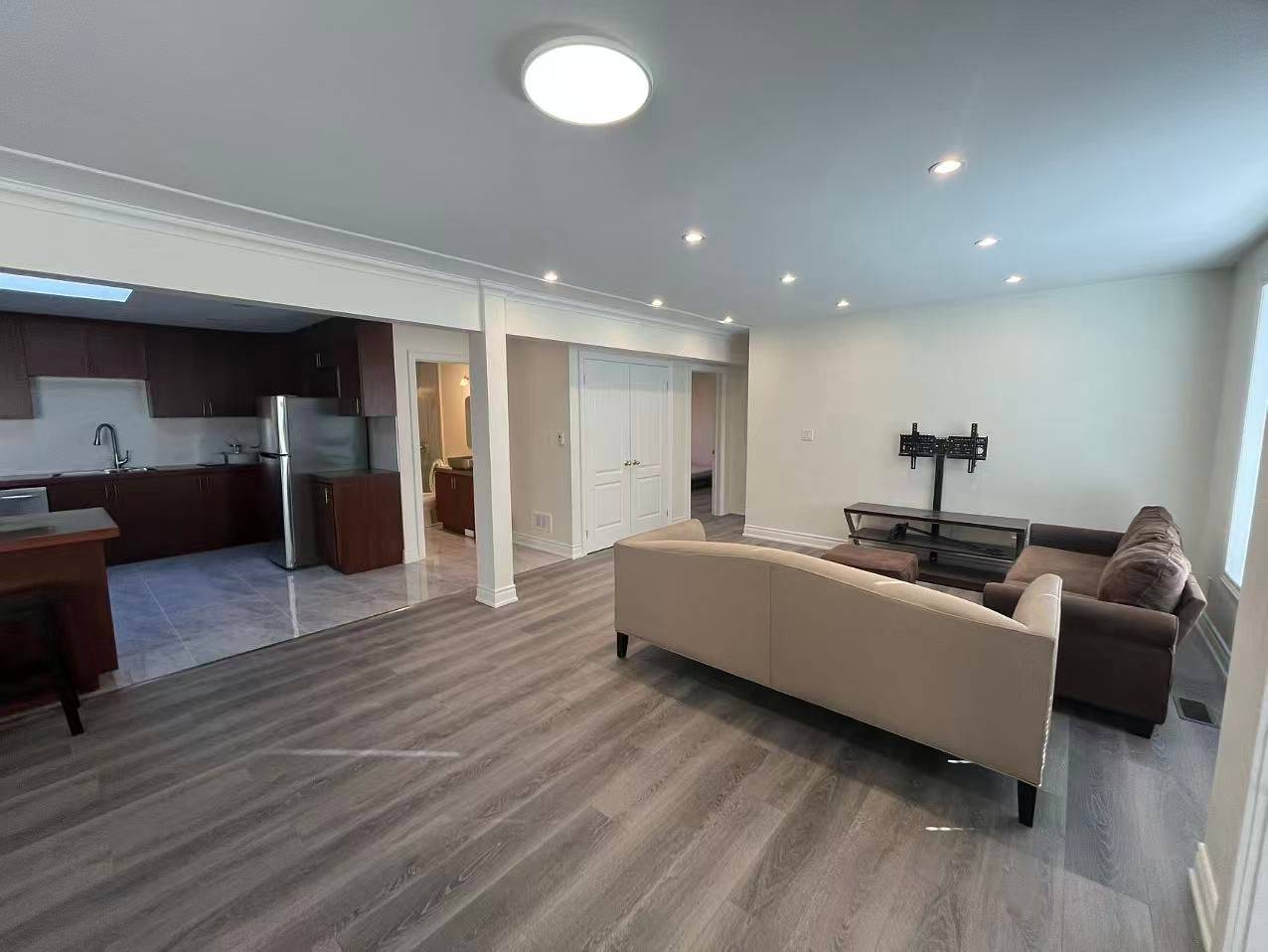 Toronto E07, ON M1S 2C2,49 Glen Watford DR #Main Unit