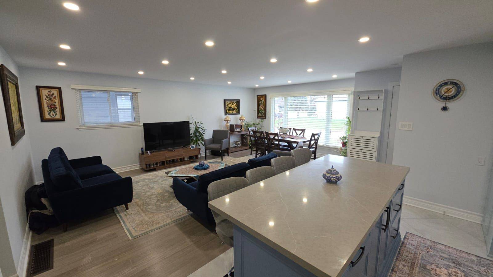 Pickering, ON L1W 2V9,783 Oliva ST