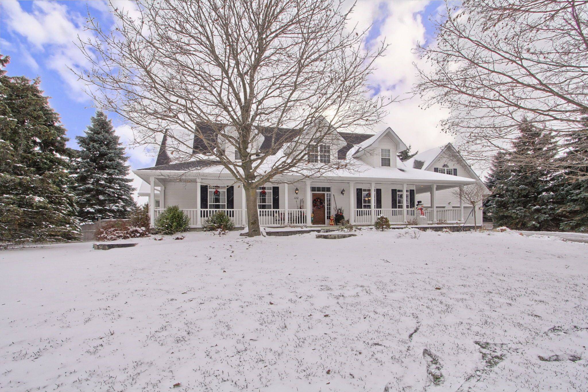 Essa, ON L0L 2N0,122 Davis TRL