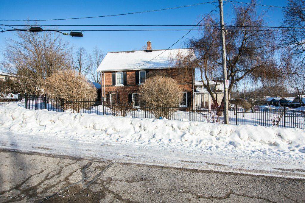 Barrie, ON L4M 1C8,36 Shanty Bay RD