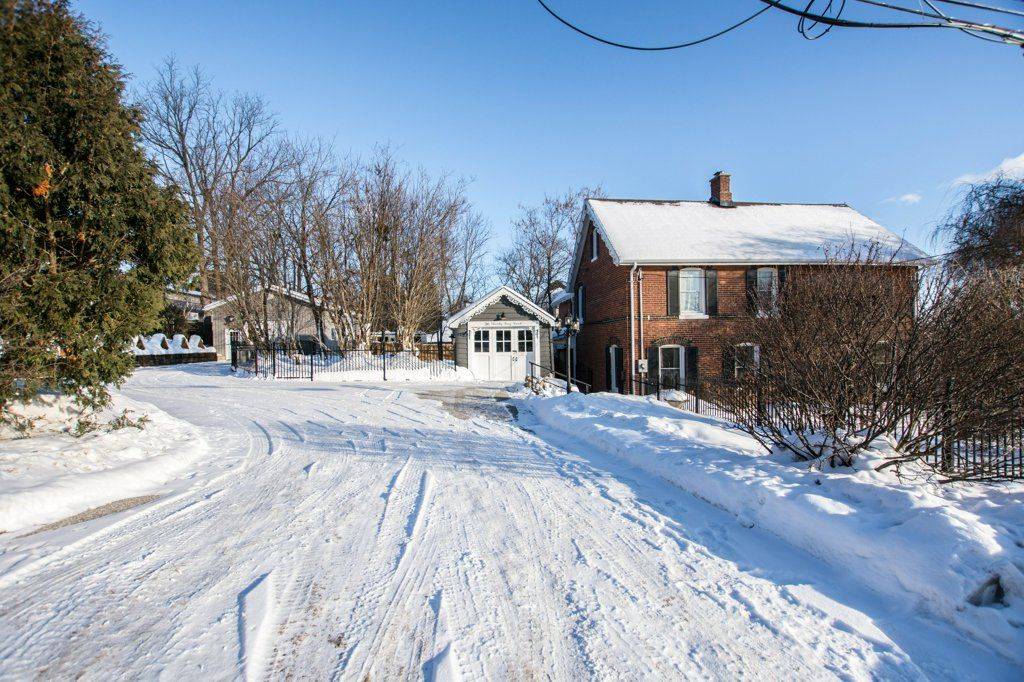 Barrie, ON L4M 1C8,36 Shanty Bay RD