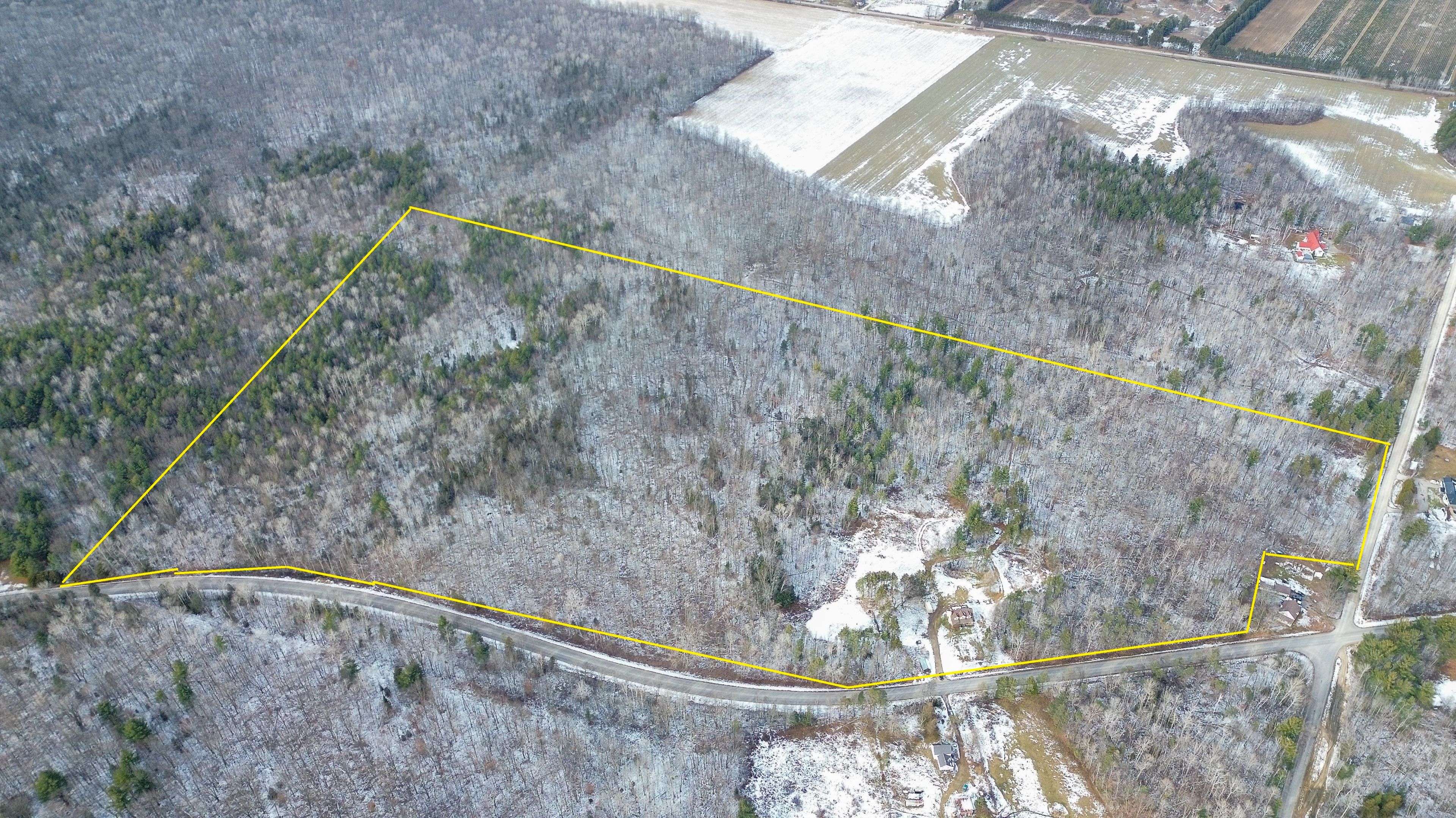 Clearview, ON L0M 1N0,3664 Hogback RD