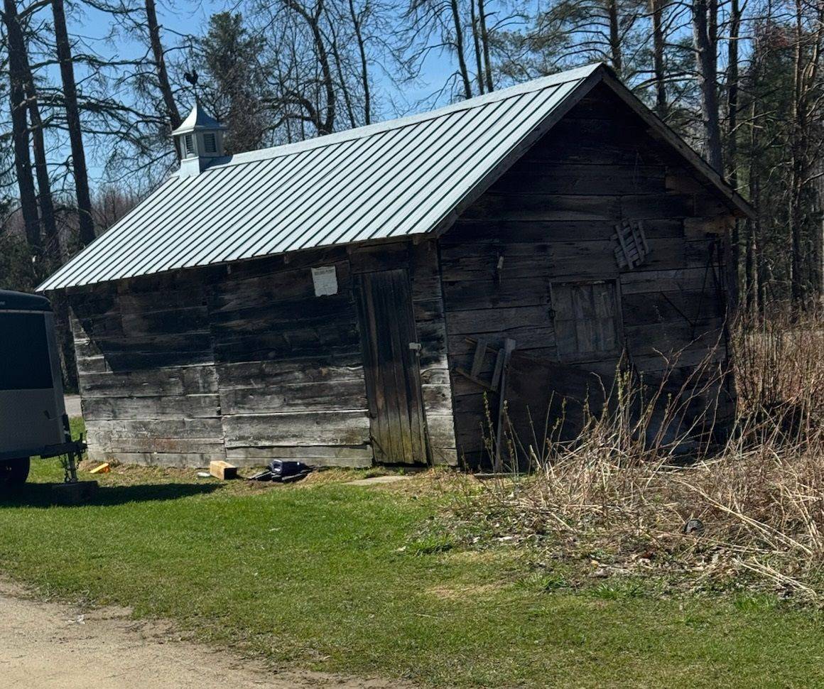 Clearview, ON L0M 1N0,3664 Hogback RD