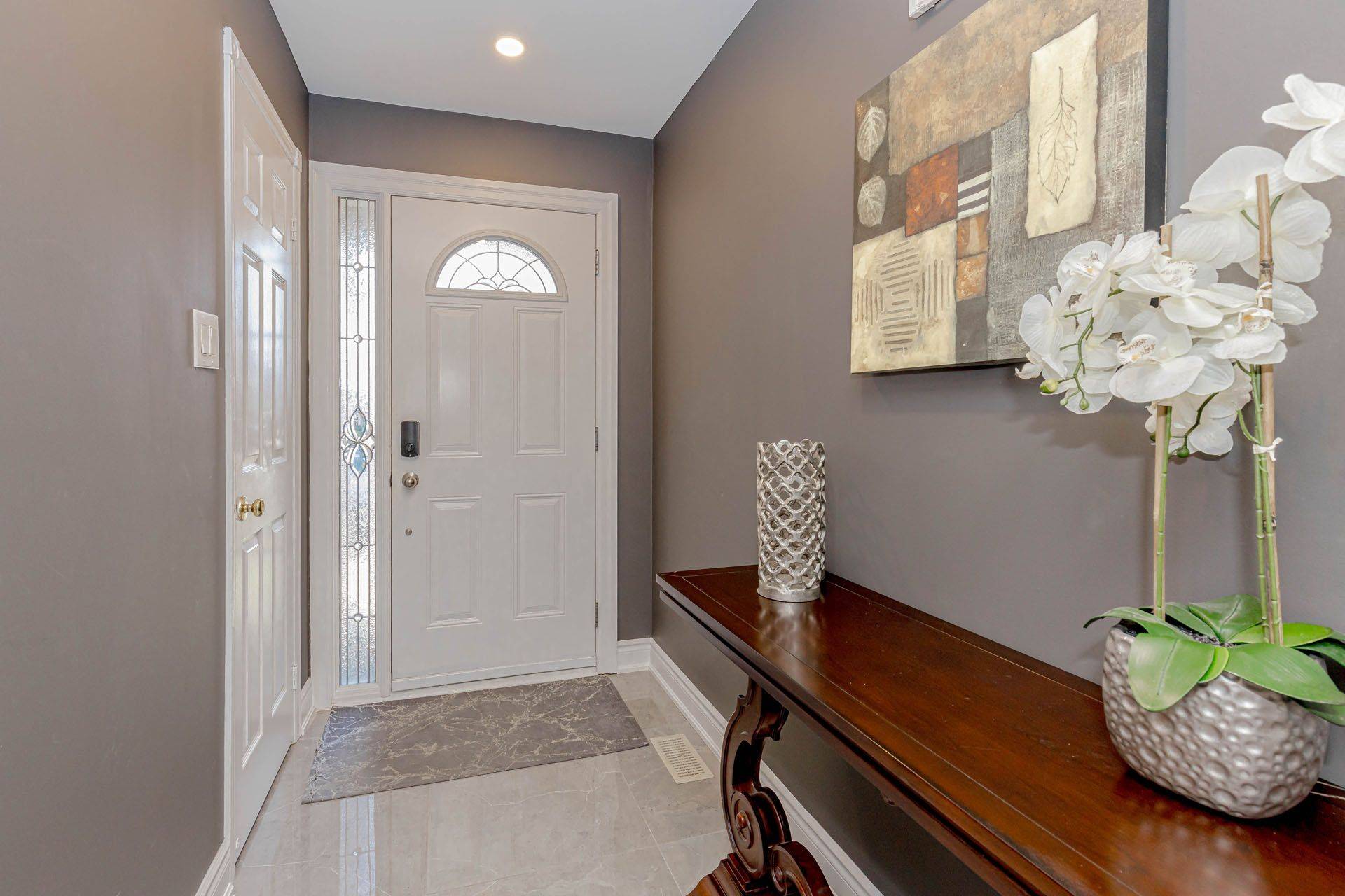 Mississauga, ON L5N 6A8,3363 Columbine CRES