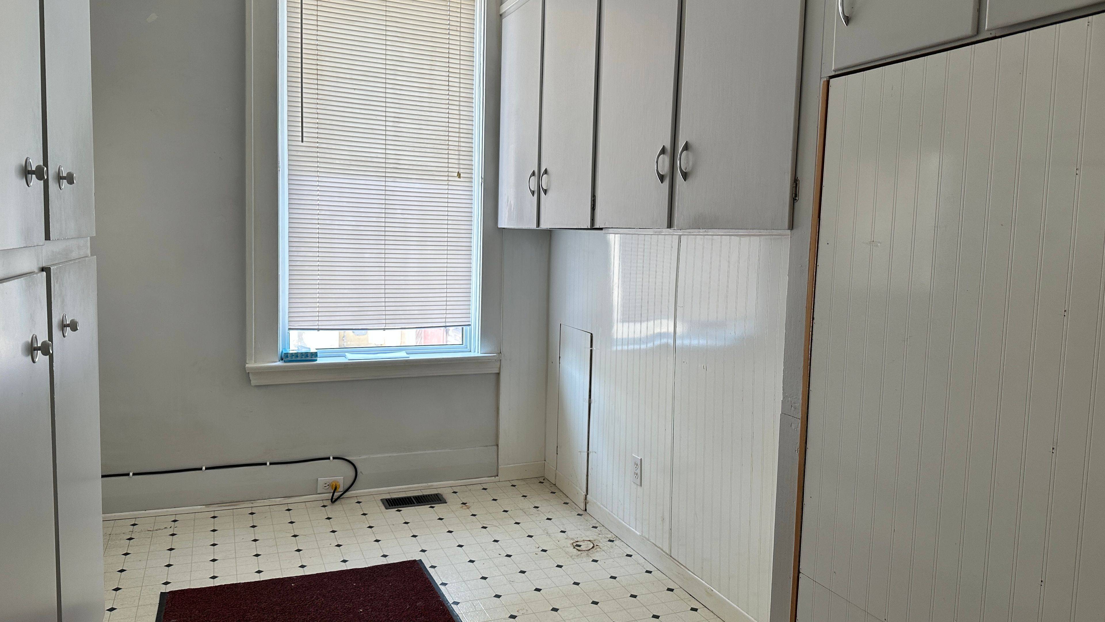 London East, ON N6B 3G8,116 Adelaide ST N #MAIN