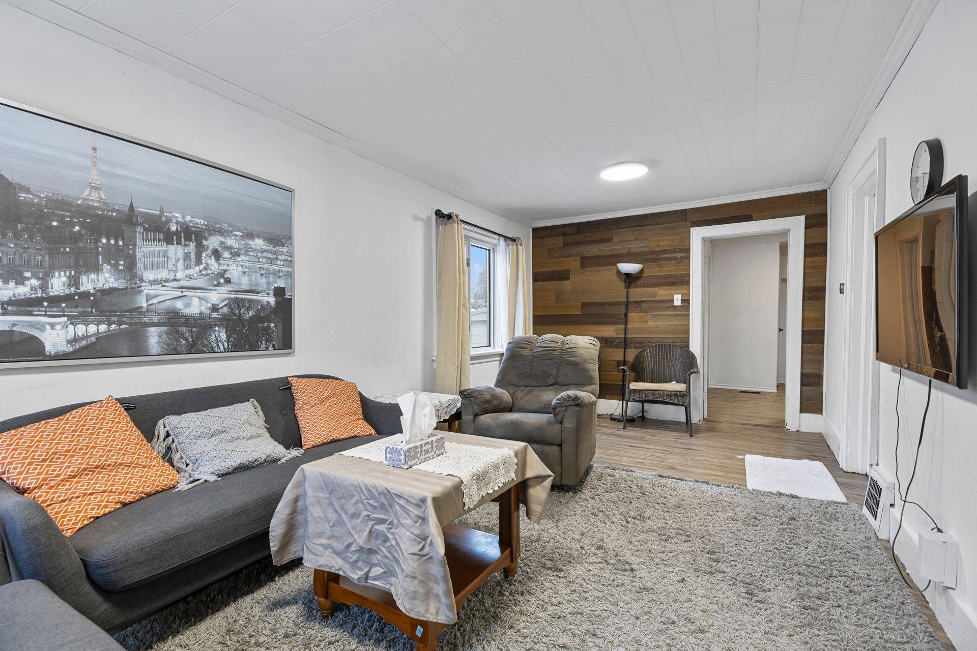 London East, ON N5Y 1K8,49 McNay ST