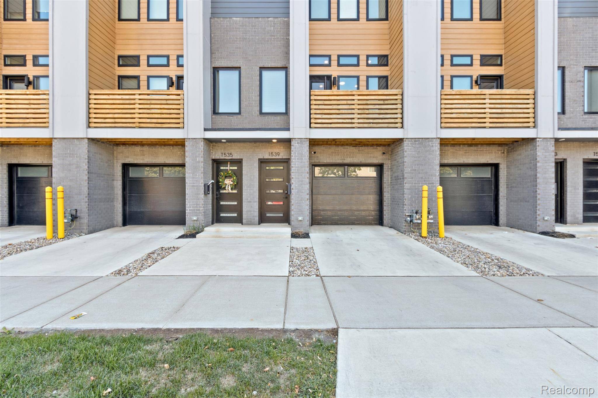 Detroit, MI 48206,1539 Pallister #9