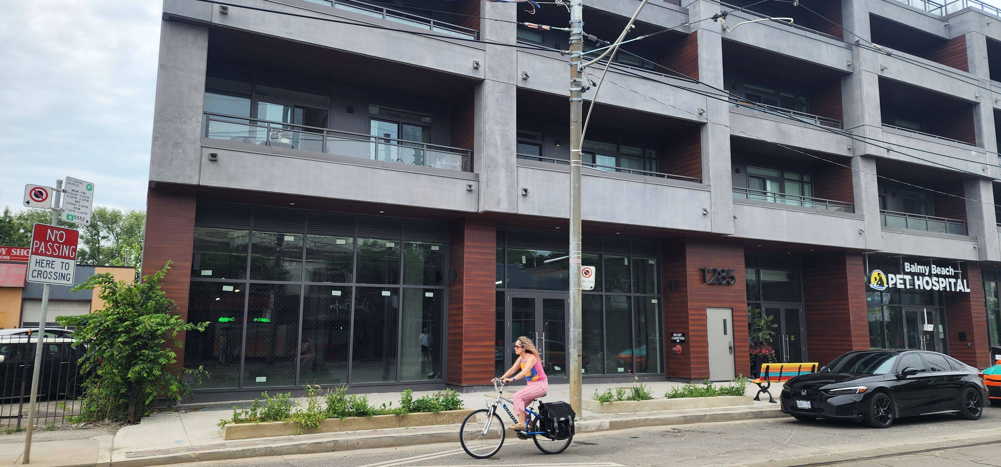 Toronto E01, ON M4L 1C2,1285 Queen ST E #Unit 7