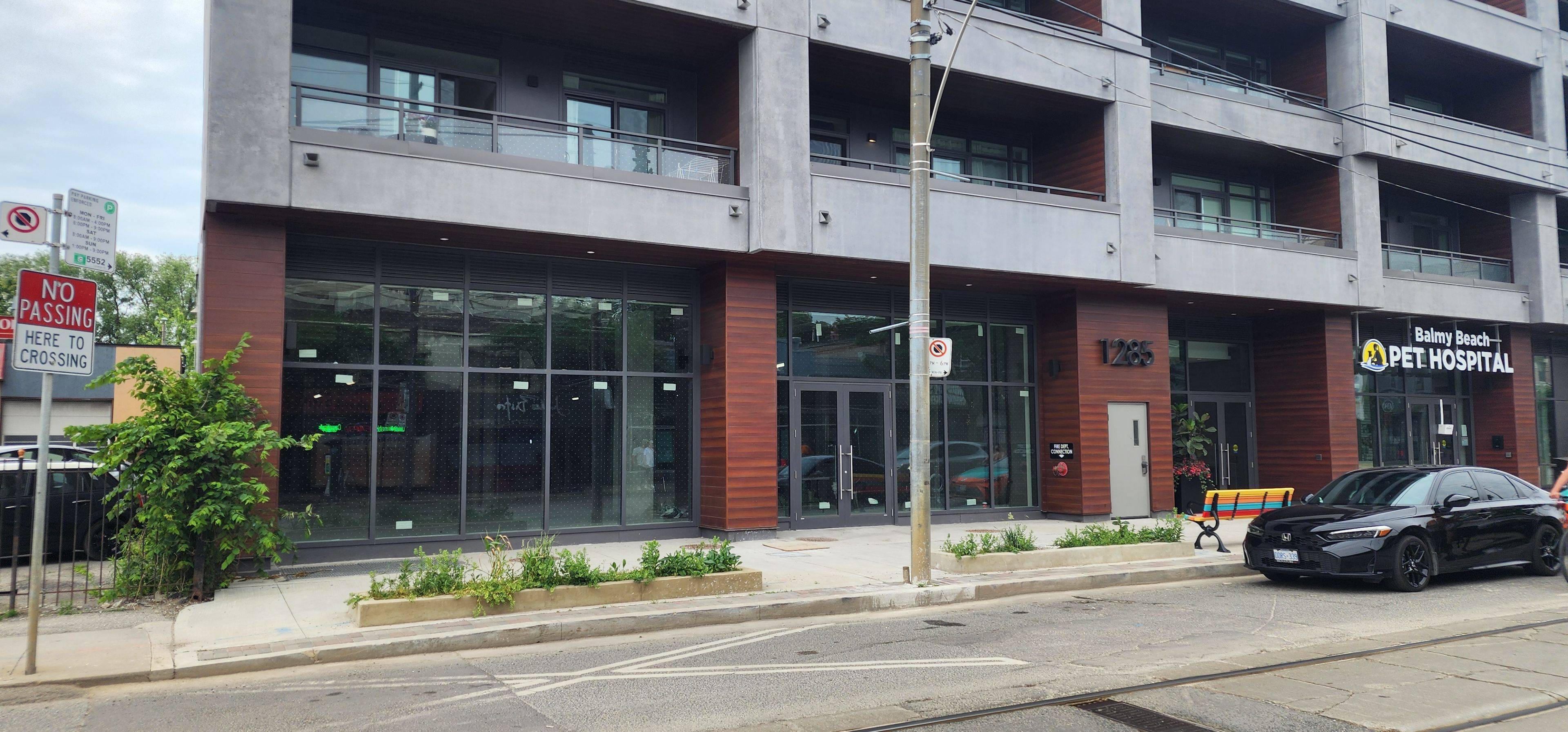 Toronto E01, ON M4L 1C2,1285 Queen ST E #Unit 7