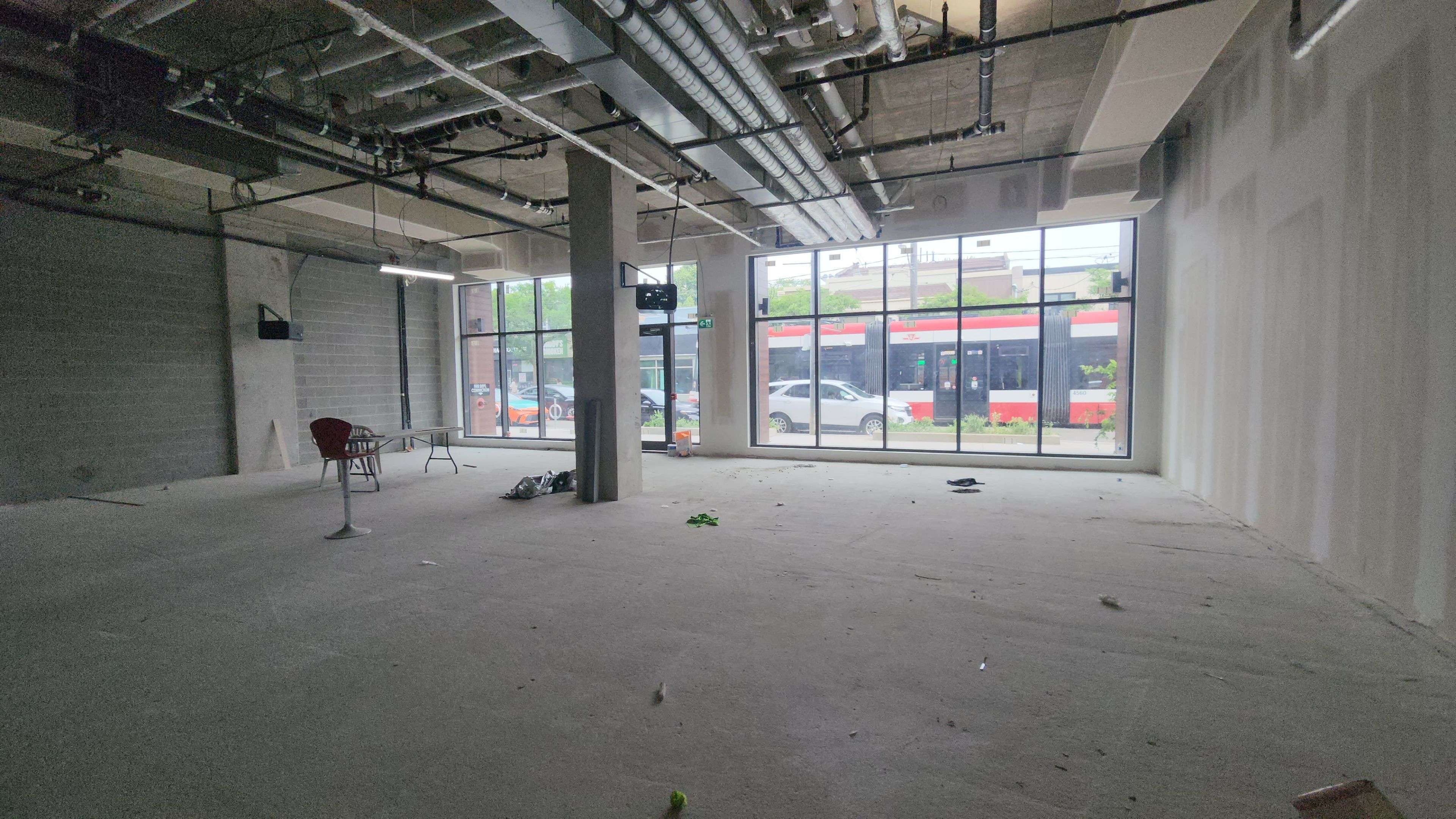 Toronto E01, ON M4L 1C2,1285 Queen ST E #Unit 7