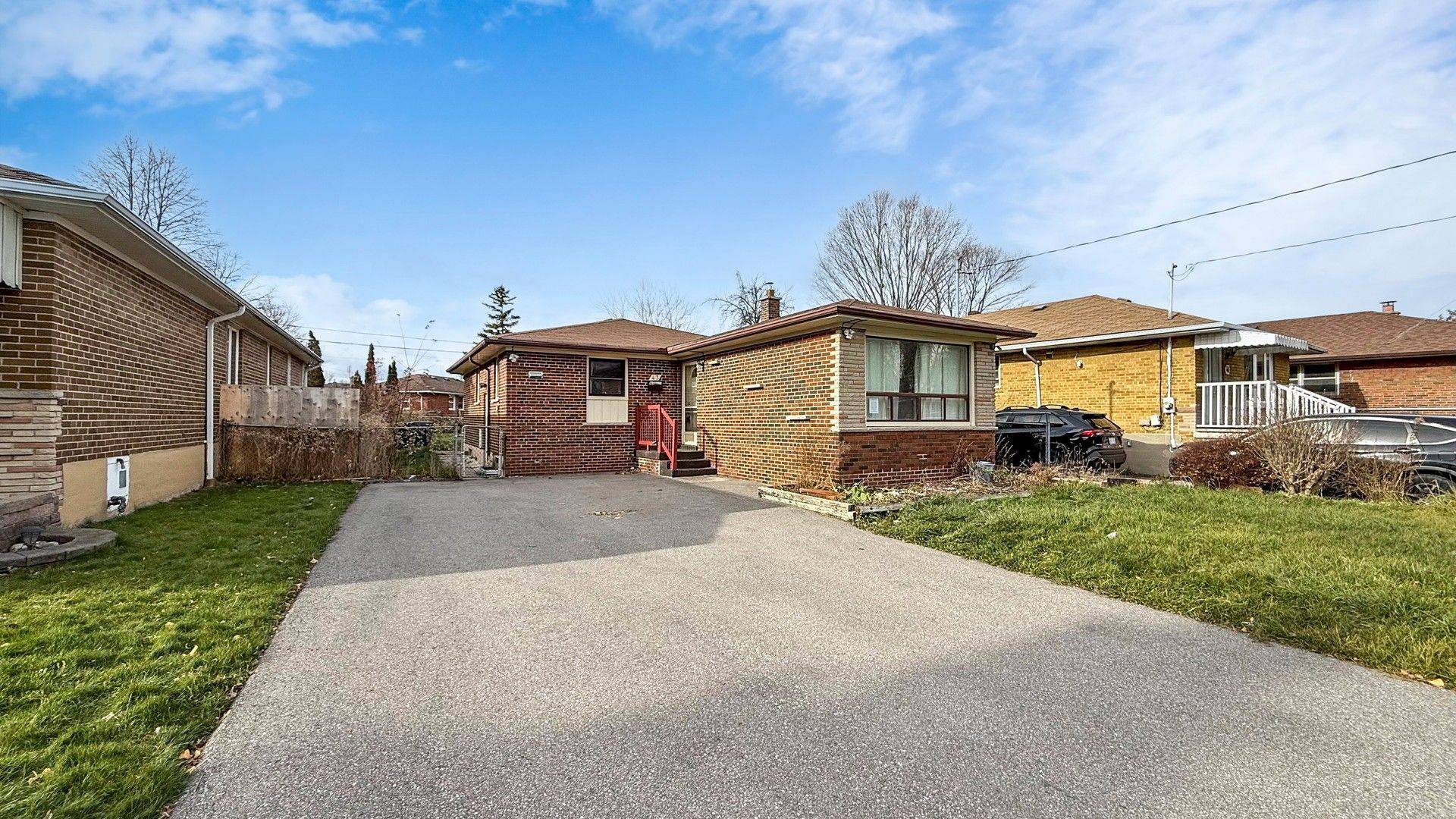 Toronto E08, ON M1J 1M7,43 Graylee AVE