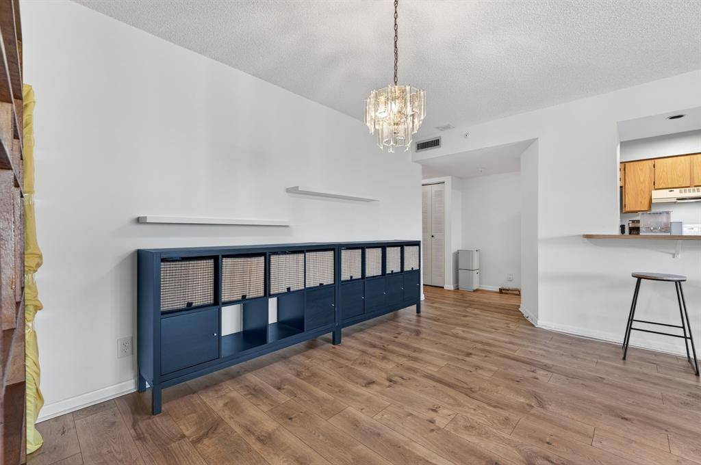 Pompano Beach, FL 33069,2205 S Cypress Bend Dr #604