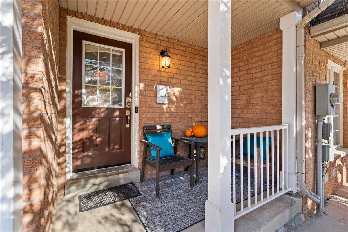 Barrie, ON L4M 6T8,84 Trevino CIR