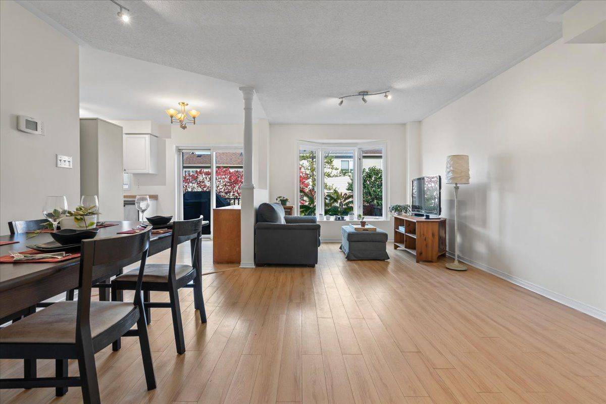 Barrie, ON L4M 6T8,84 Trevino CIR