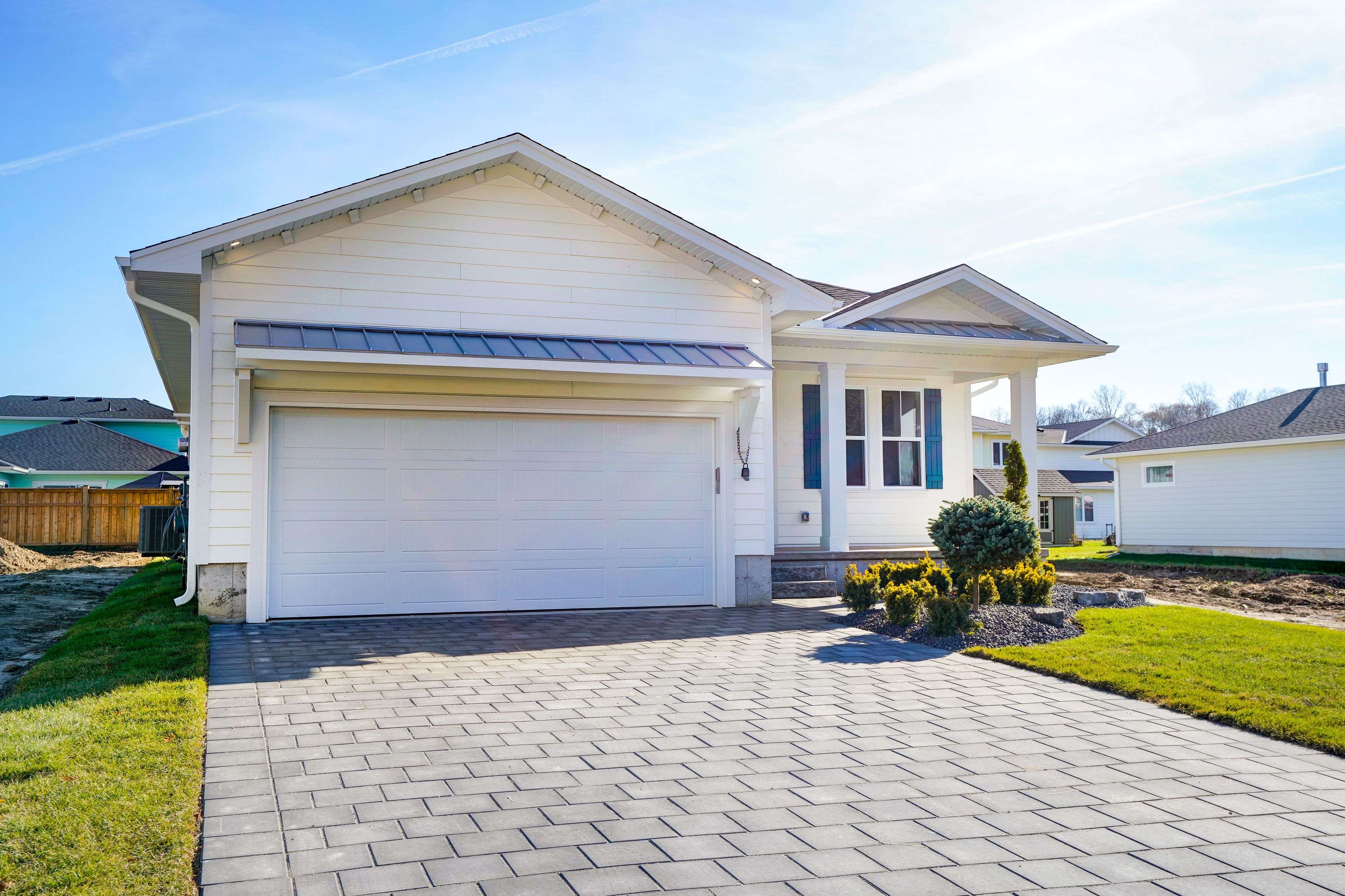 Central Elgin, ON N5L 1C5,91 The Promenade N/A