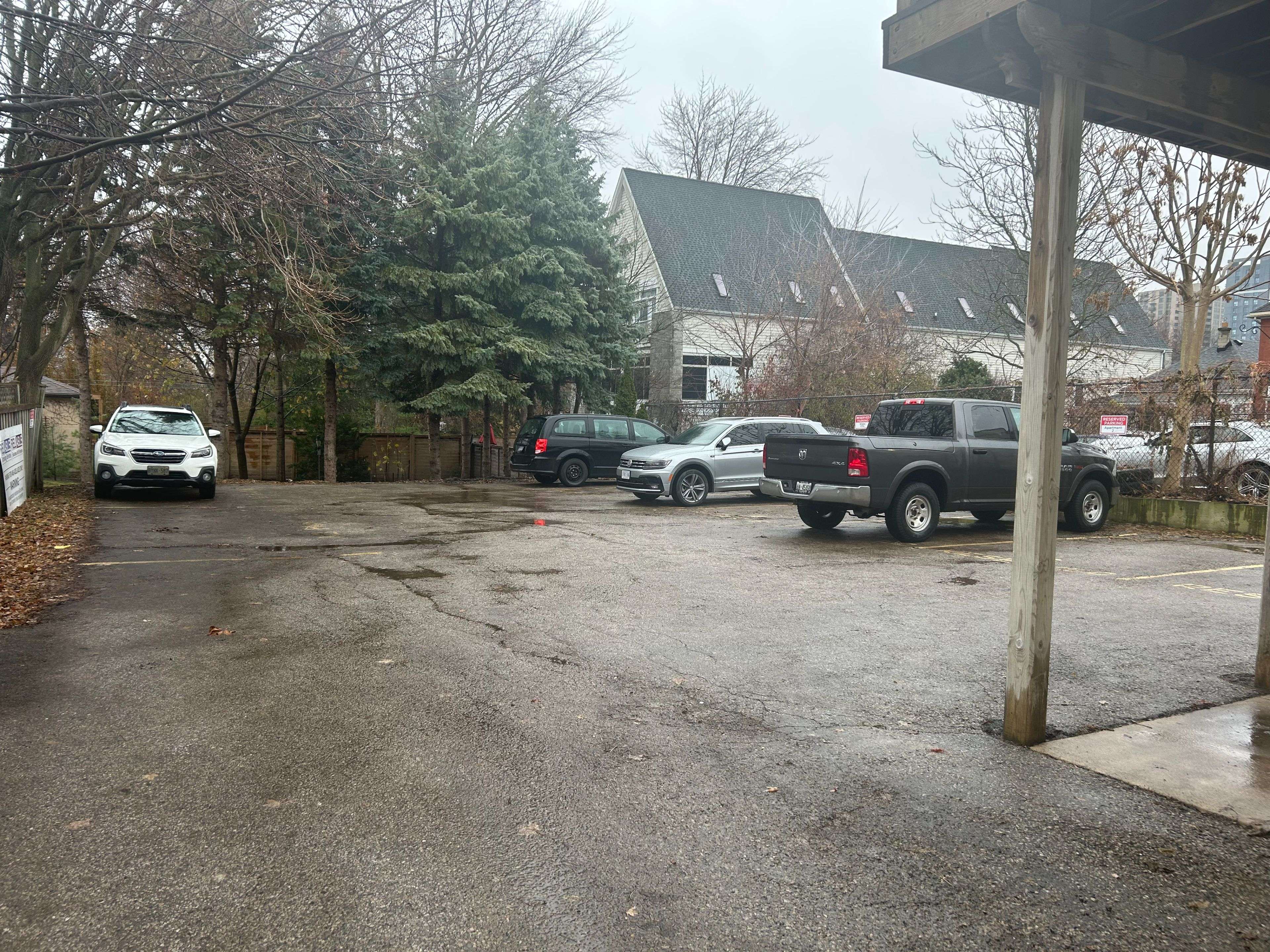 London East, ON N6B 3J2,496 Adelaide ST N