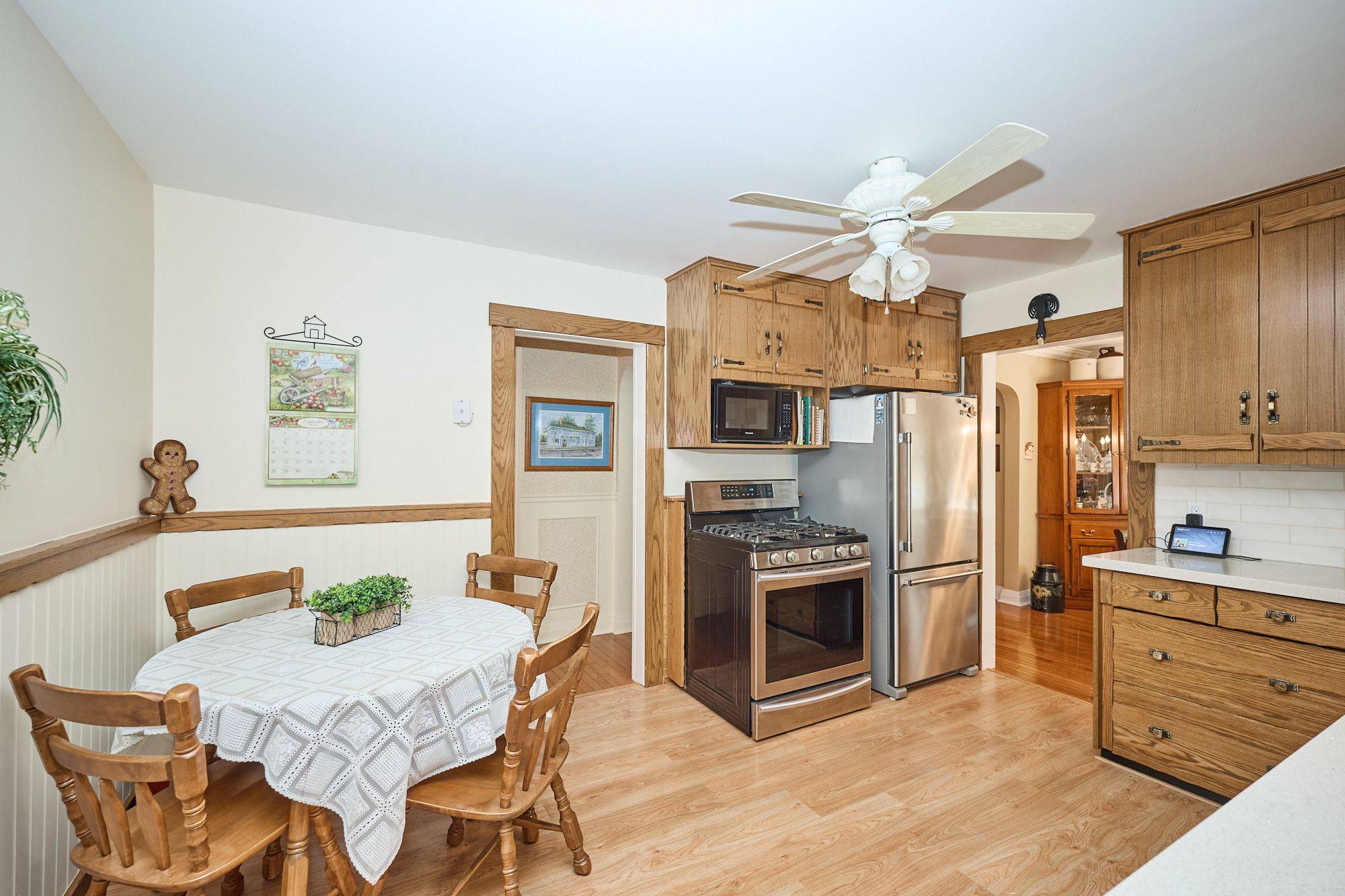 Niagara Falls, ON L2G 6J7,4013 Welland ST