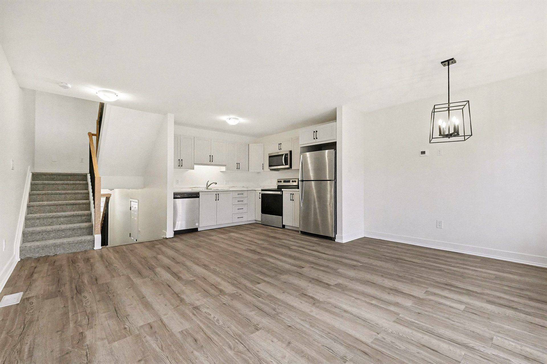 Smiths Falls, ON K7A 0C0,44 WHITCOMB CRES