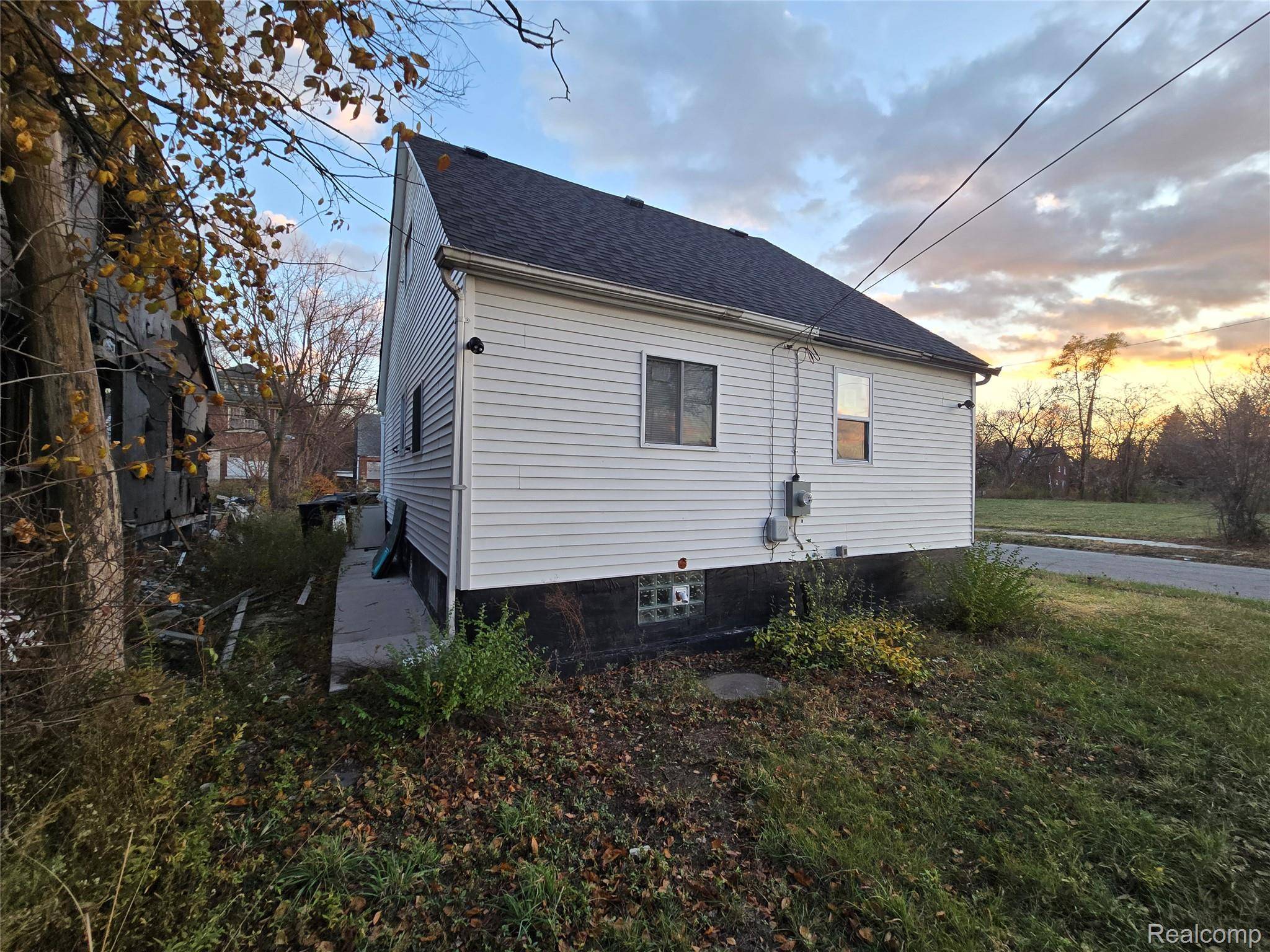 Detroit, MI 48204,4290 Tuxedo ST