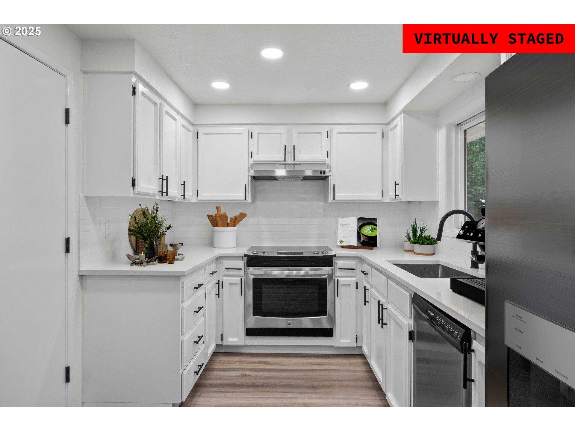 Estacada, OR 97023,910 NE HILL WAY