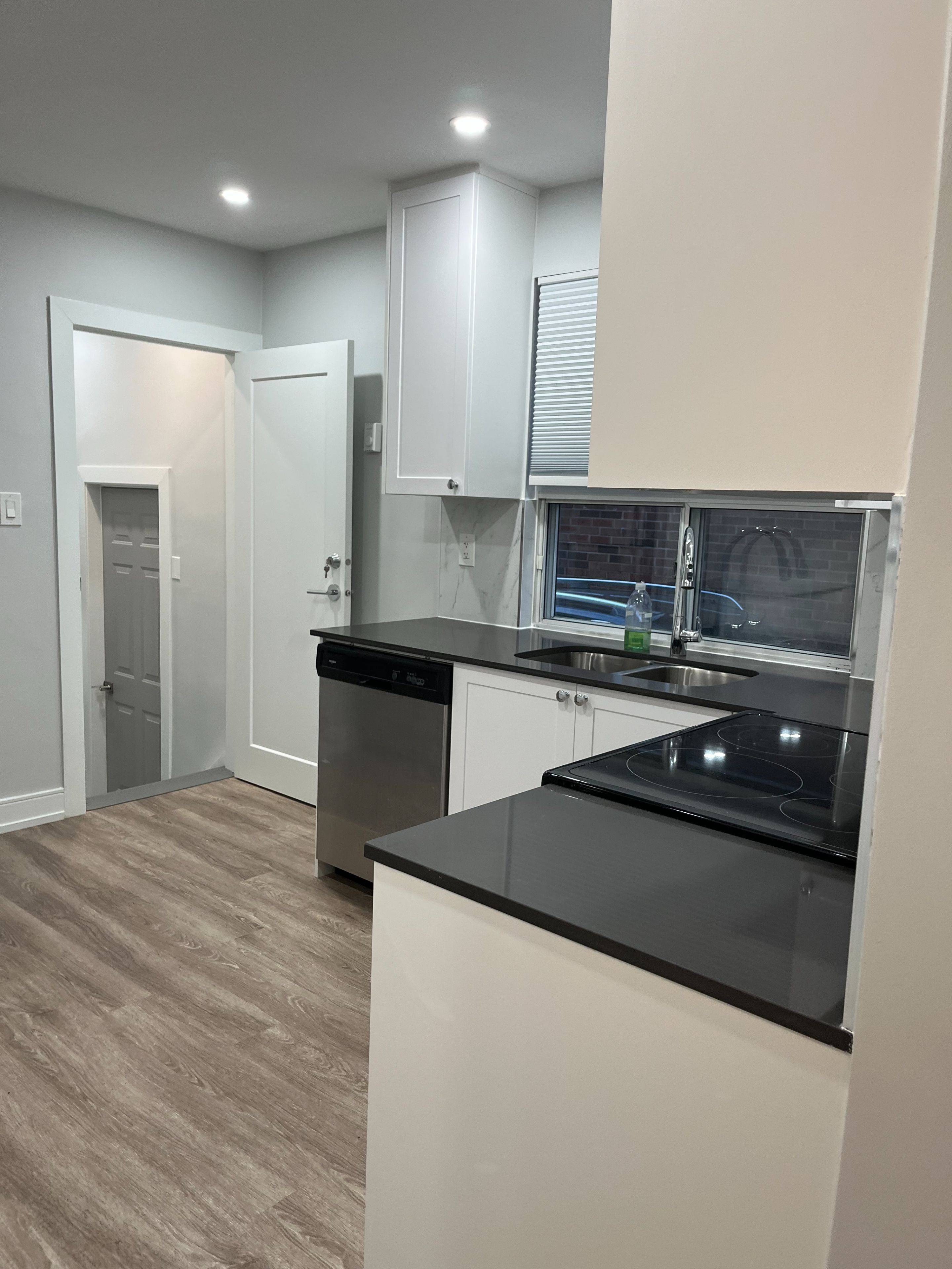 Toronto W06, ON M8V 3G9,97 Twelfth ST #Main Floor