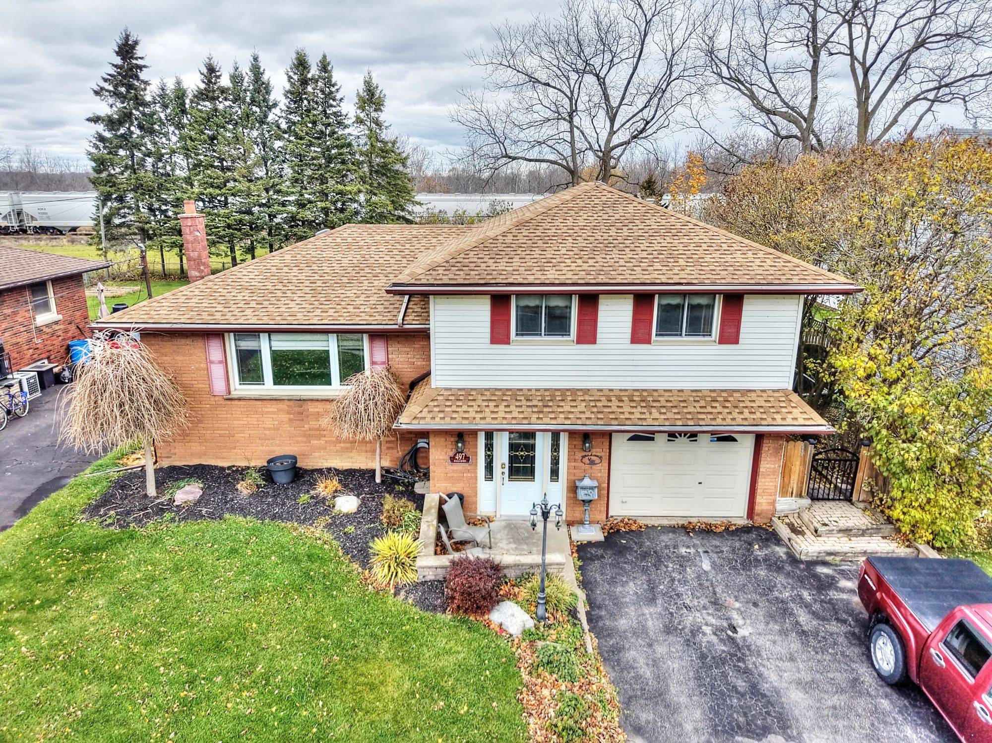 Port Colborne, ON L3K 3H3,497 Clarence ST W