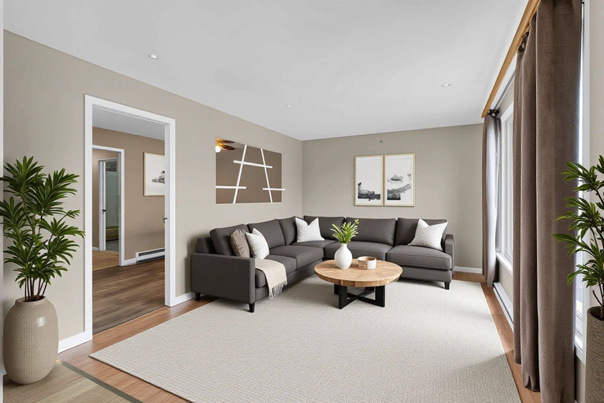 Cornwall, ON K6H 6A4,105 Balmoral AVE