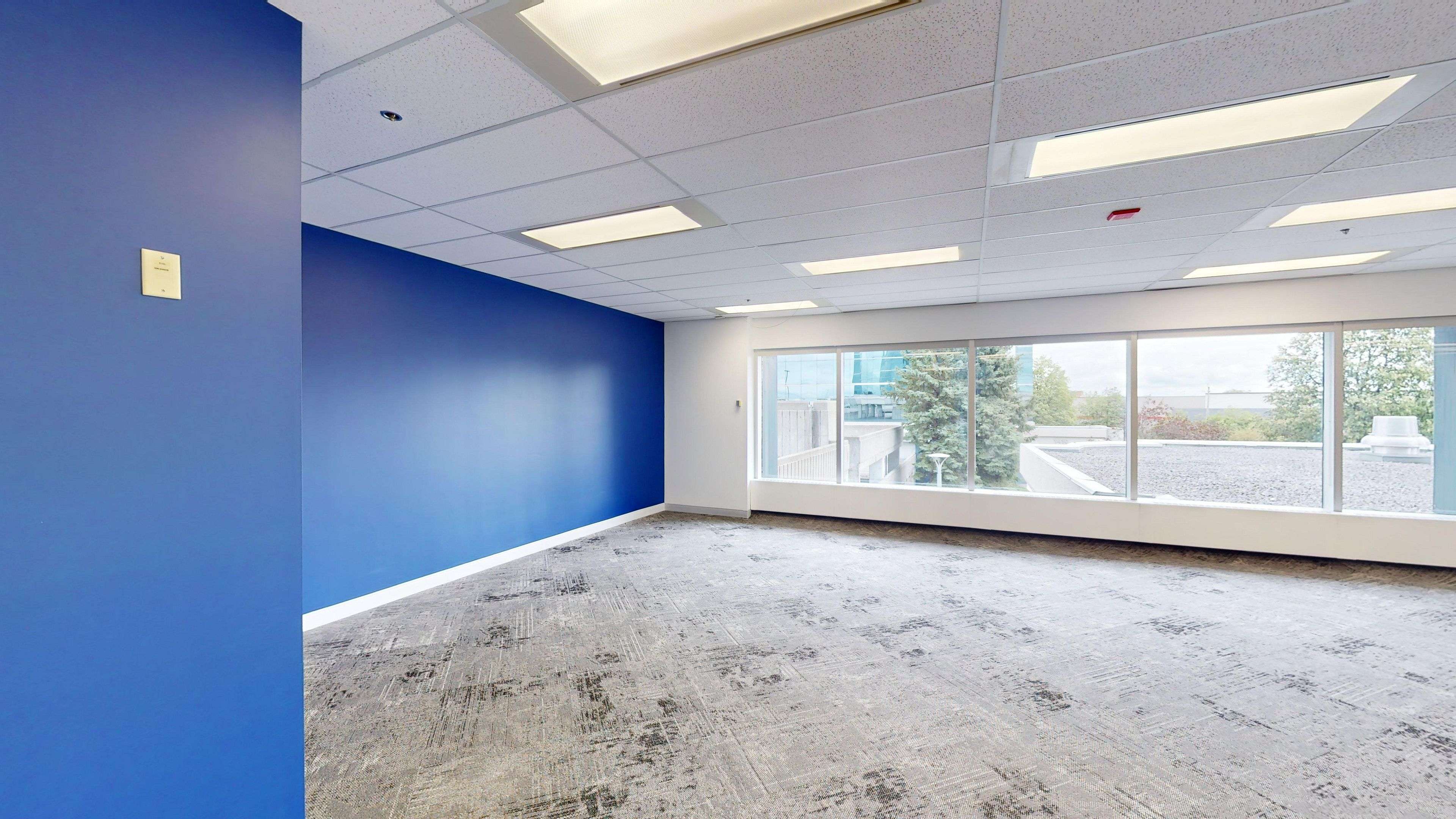 Beacon Hill North - South And Area, ON K1J 9L8,1420 Blair Towers PL #200